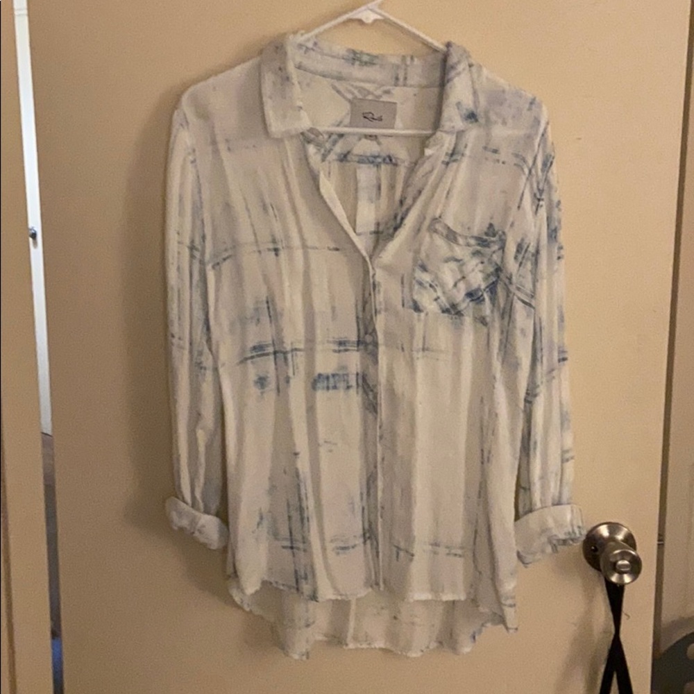 Rails button up